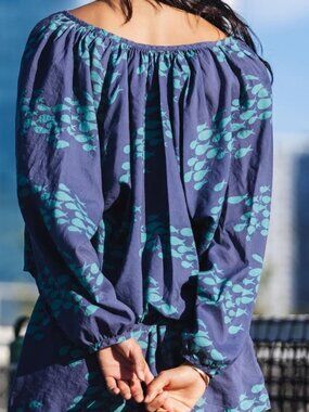 XS Ava Sky Pacifica Fish in Top Louvre